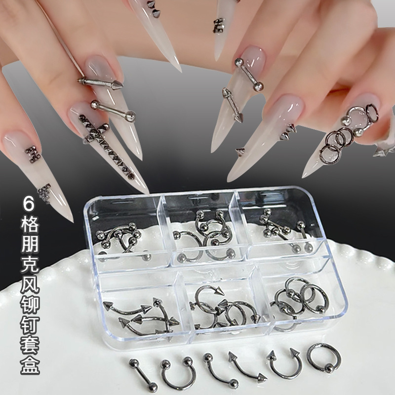 6 grades 3d estilo punk rebite - Y2K Tech Accessories avaliação e preço